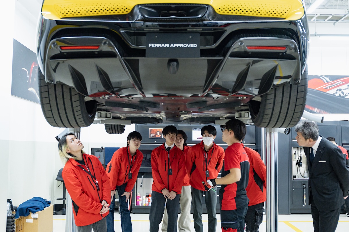 Ferrari Tech Talent──跳ね馬を整備するという選択肢に出会う