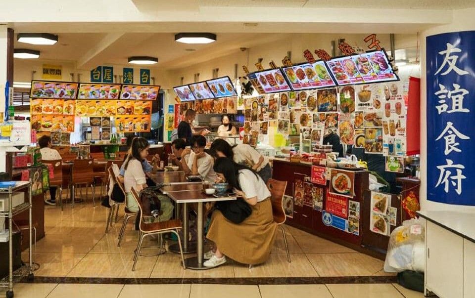 池袋の中華フードコート「友誼食府」は、コロナ禍直前の2019年冬にオープンしている。ここは日本のガチ中華の存在を知らしめる発火点ともなった