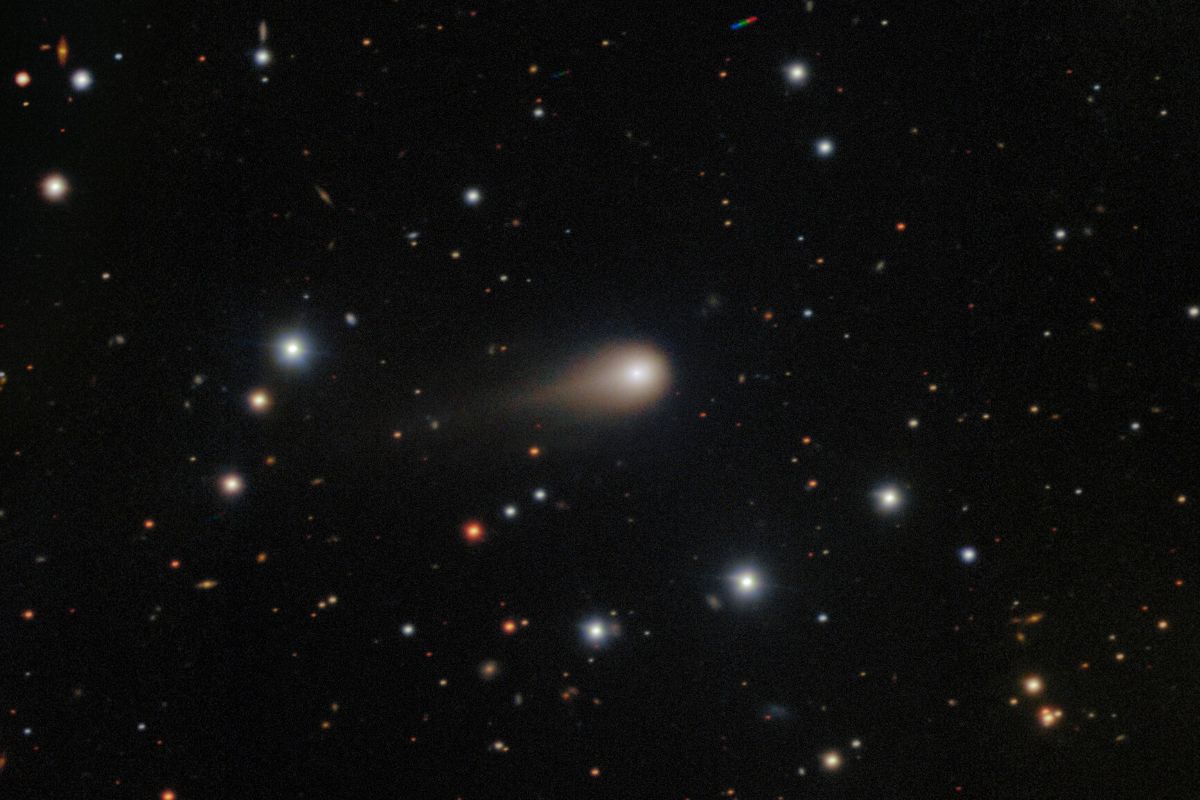 ますます明るく緑の光を帯びた恒星間彗星「3I/ATLAS」 最新画像を科学