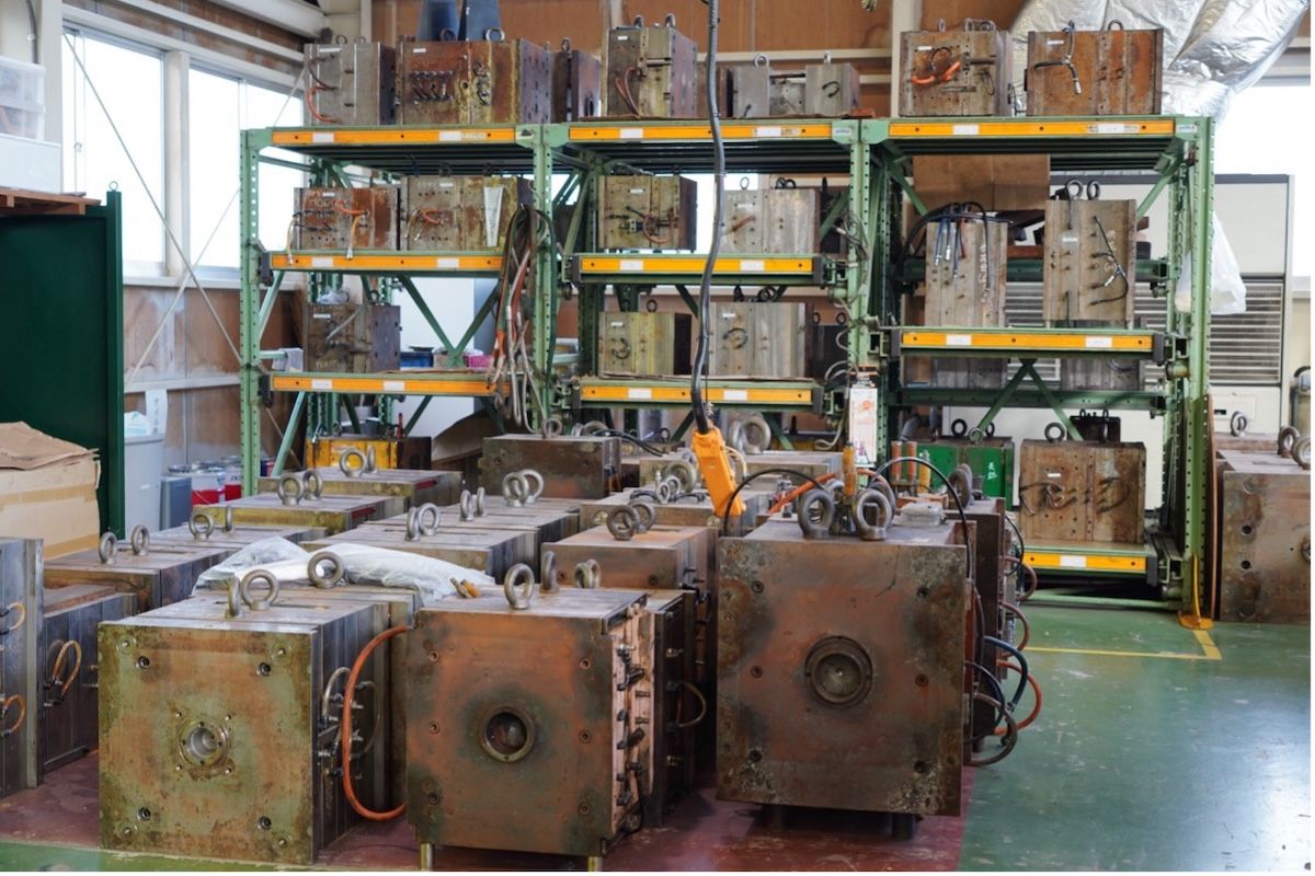 樹脂成型で使用される金型たち