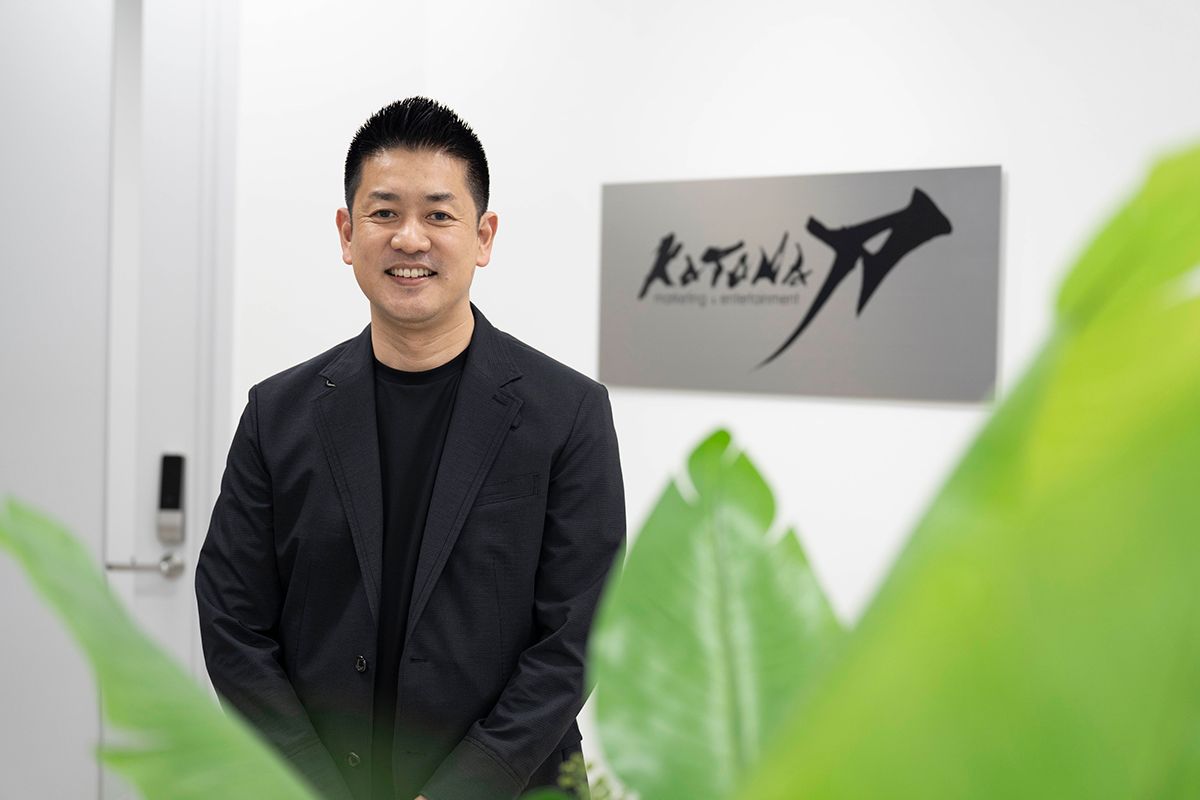 加藤健史◎刀シニアパートナー｜早稲田大学を卒業後、P&G、楽天、USJを経て、刀の創業に参画。プランニング＆オペレーション領域を統括する。2018年以降、ジャパンエンターテイメント代表取締役社長として、沖縄北部「JUNGLIA」構想の推進に注力。2025年7月に開業。