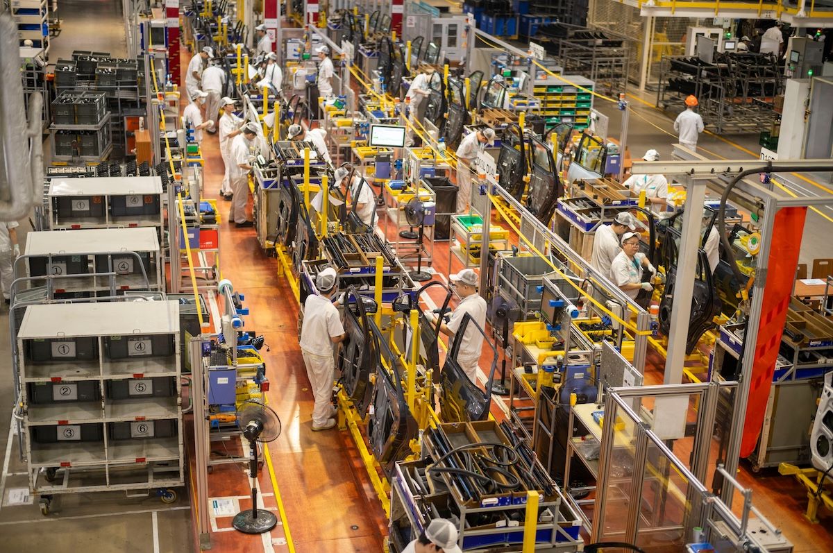 Ringo Chiu / Shutterstock.com