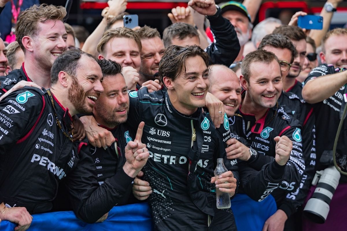 5位　メルセデスF1チーム(Jay Hirano/Shutterstock.com）