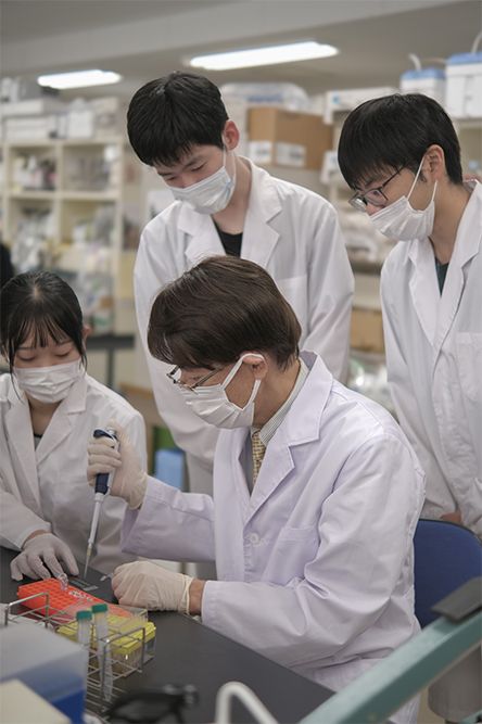 病態検査学講座、常岡英弘特命教授