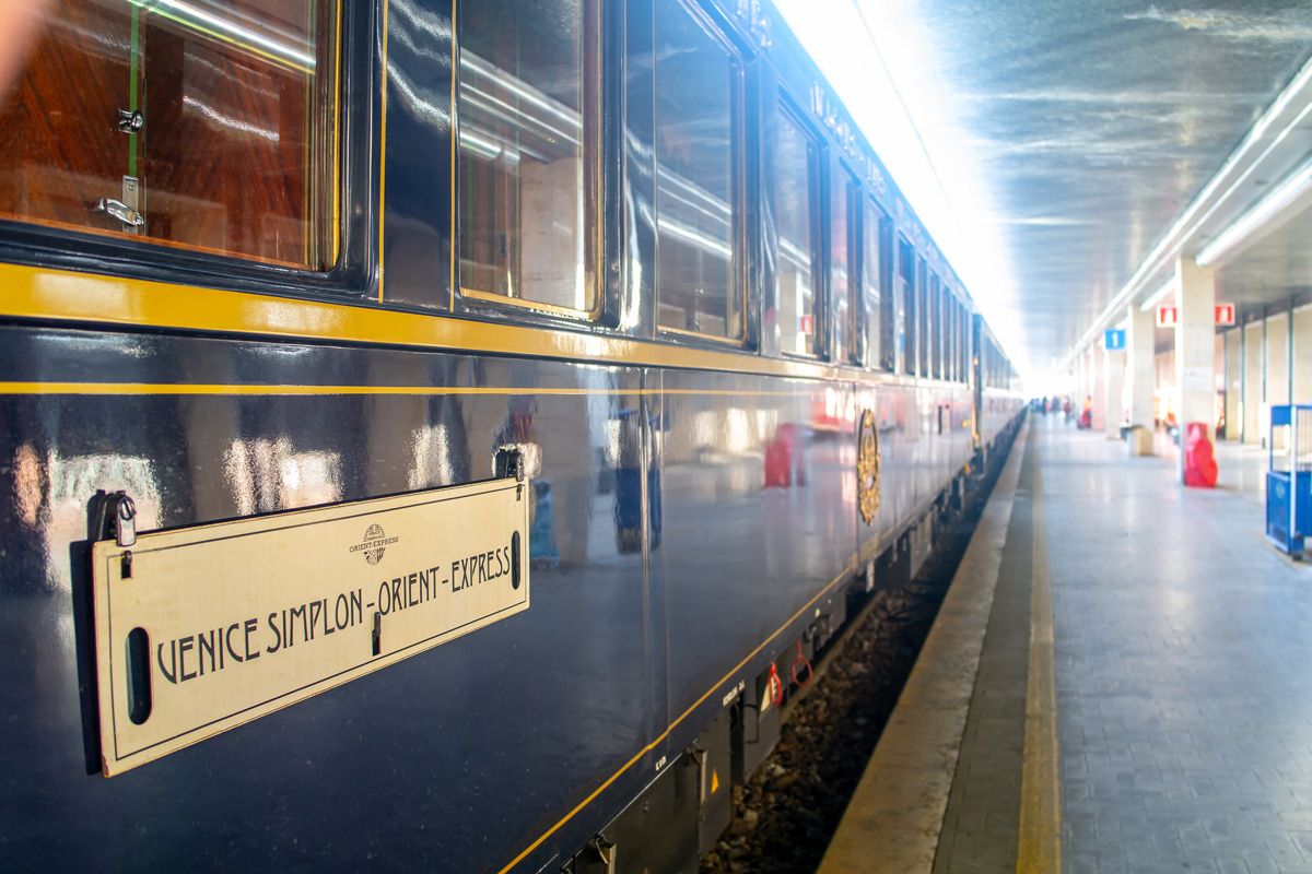 ベニス・シンプロン・オリエント・エクスプレス（Shutterstock.com）