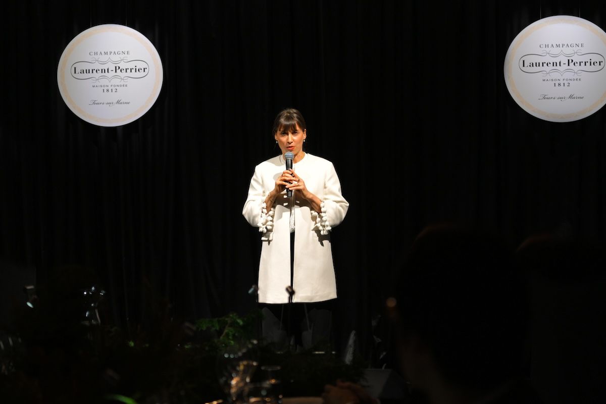 「ローラン・ペリエ」オーナー家の一員であり、「グラン シエクル」のグローバルアンバサダーのルーシー ペレイル ドゥ ノナンクール氏。