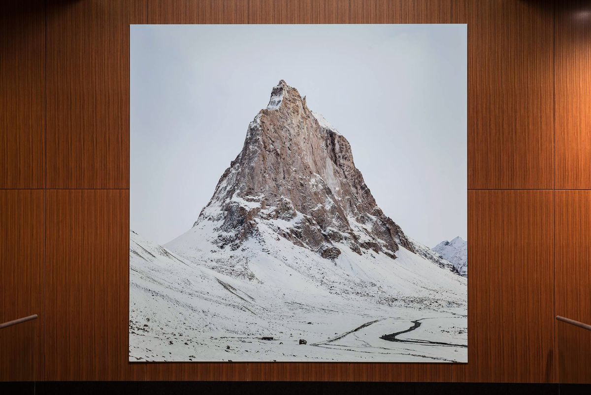 絵画からはなれて［磊］ 石山 和広（2010年アートコンペ受賞者） 「The Best of the Best TMA Art Awards」グランプリ（提供：東京ミッドタウン）