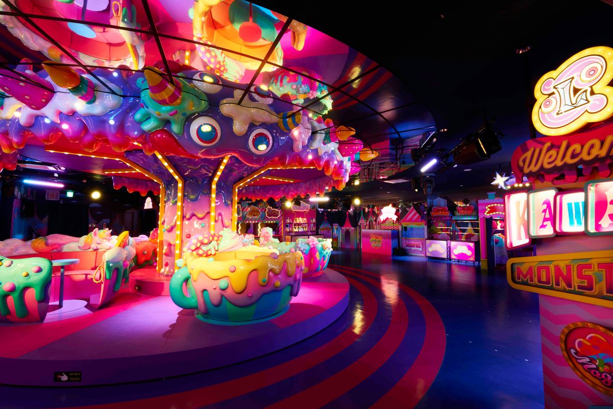 KAWAII MONSTER LAND写真提供