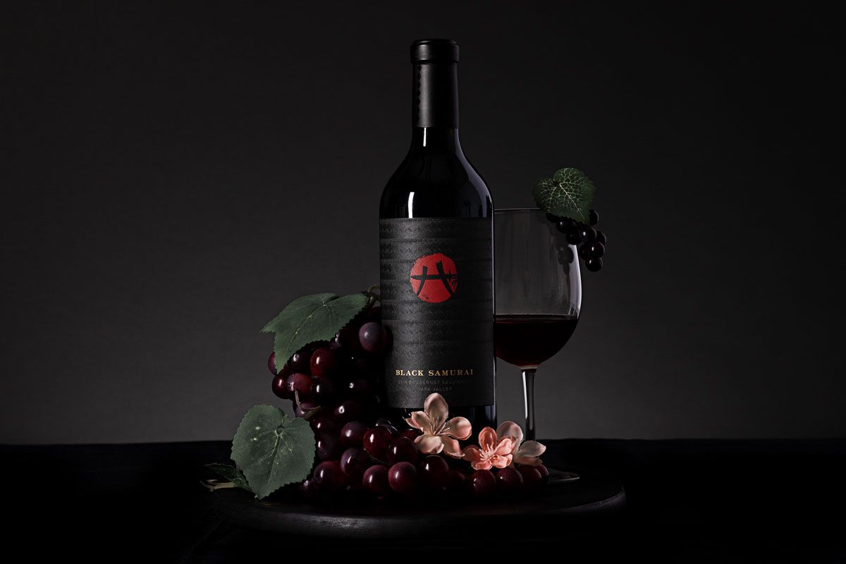 パーティーでは八村選手プロデュースのワインが振る舞われた。