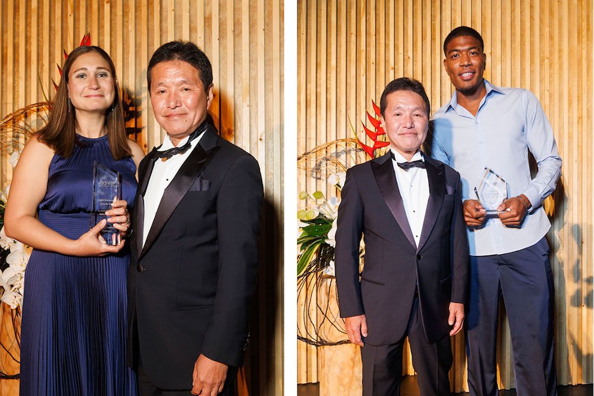 （左写真）アンソロピック共同創業者兼社長ダニエラ・アモデイと（左）とプレゼンターを務めた「Forbes JAPAN」ファウンダーで、SVJPアドバイザーの高野 真（右）。（右写真）NBAロサンゼルス・レイカーズの八村 塁選手（右）。受賞スピーチでは、「スポーツとビジネスの組み合わせは最強です。その力で人々の心をつなげると信じています」と語った。