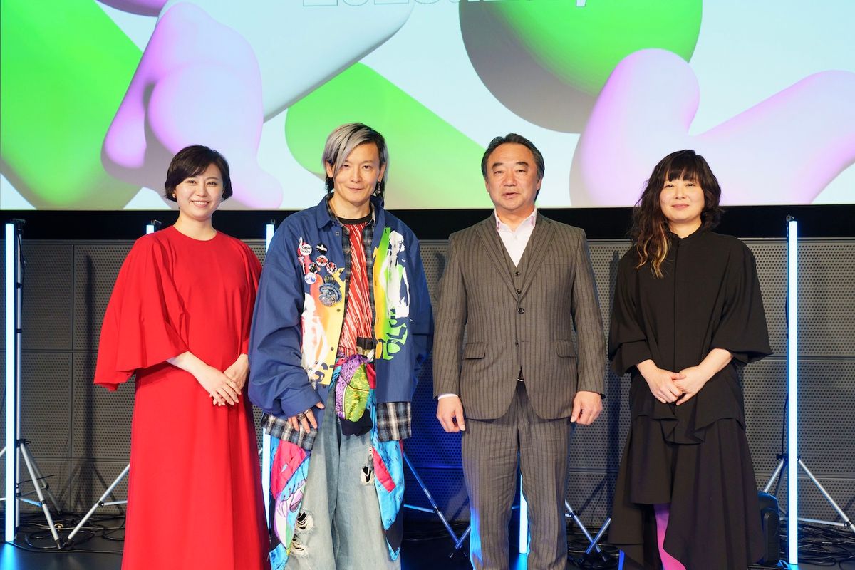 セッション登壇者たち。左から、瀧口友里奈（モデレーター）、宮田裕章、立石郁雄、滝戸ドリタ