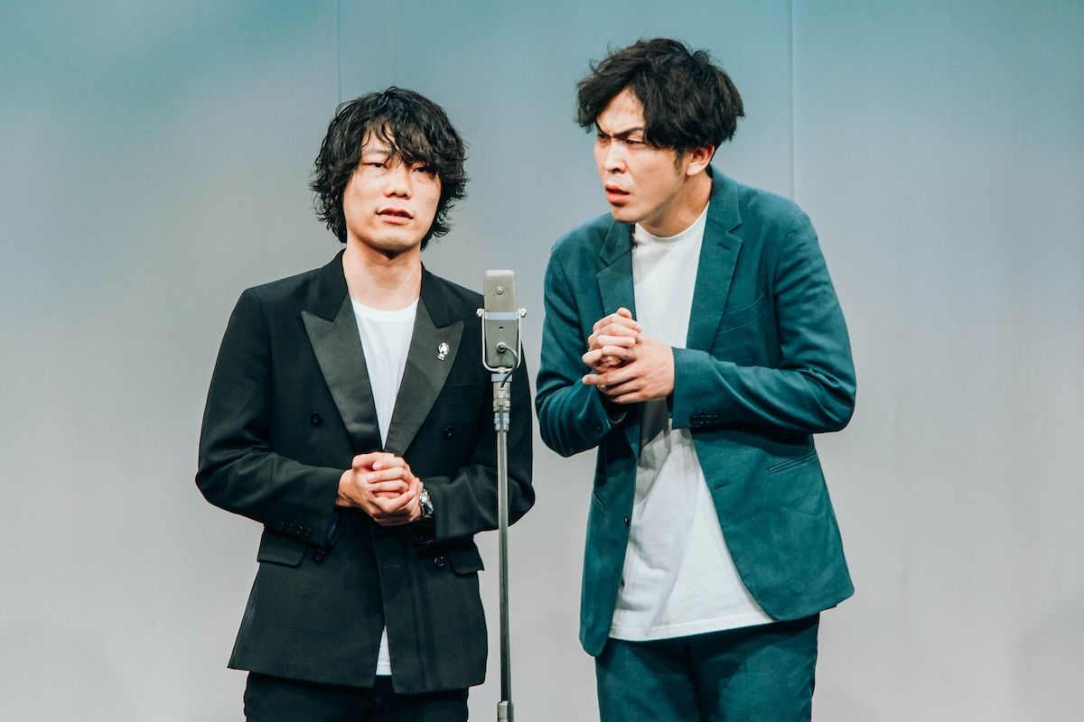 2019年にコンビを結成。渋谷と神保町のよしもと漫才劇場を拠点に活動する。