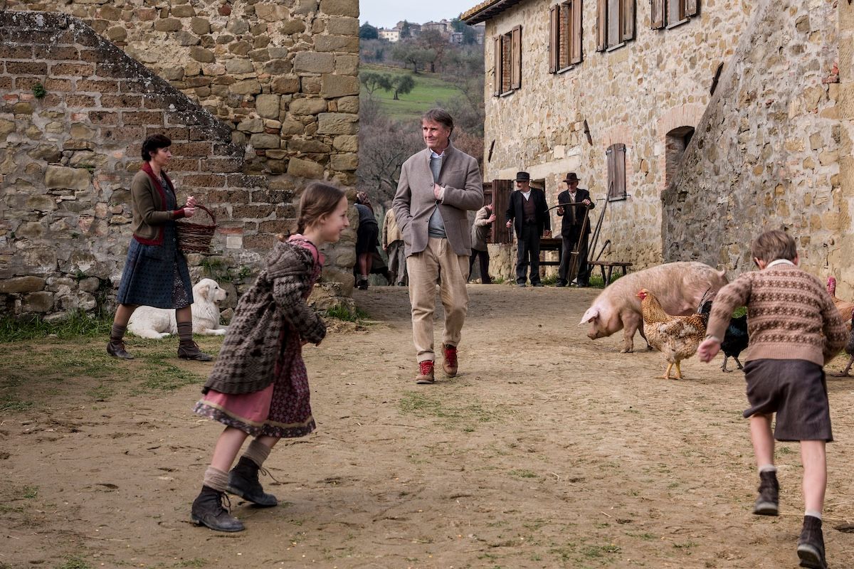 『Brunello:Il Visionario Garbato（ブルネロ：礼節ある先見者 ※仮邦題）』のワンシーンにて、