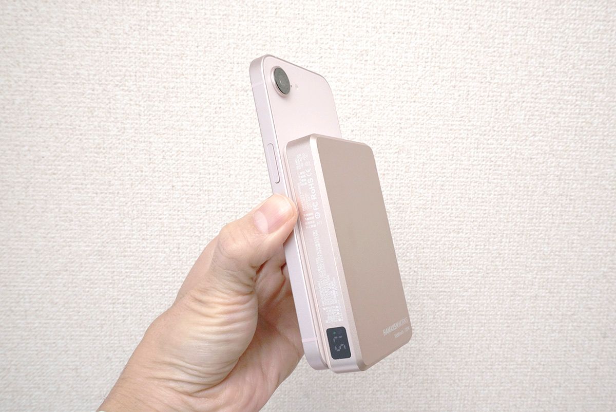 準固体電解質を採用するHAMAKEN WORKSのモバイルバッテリーなど、サードパーティーのMagSafe対応アクセサリーも充実してきた