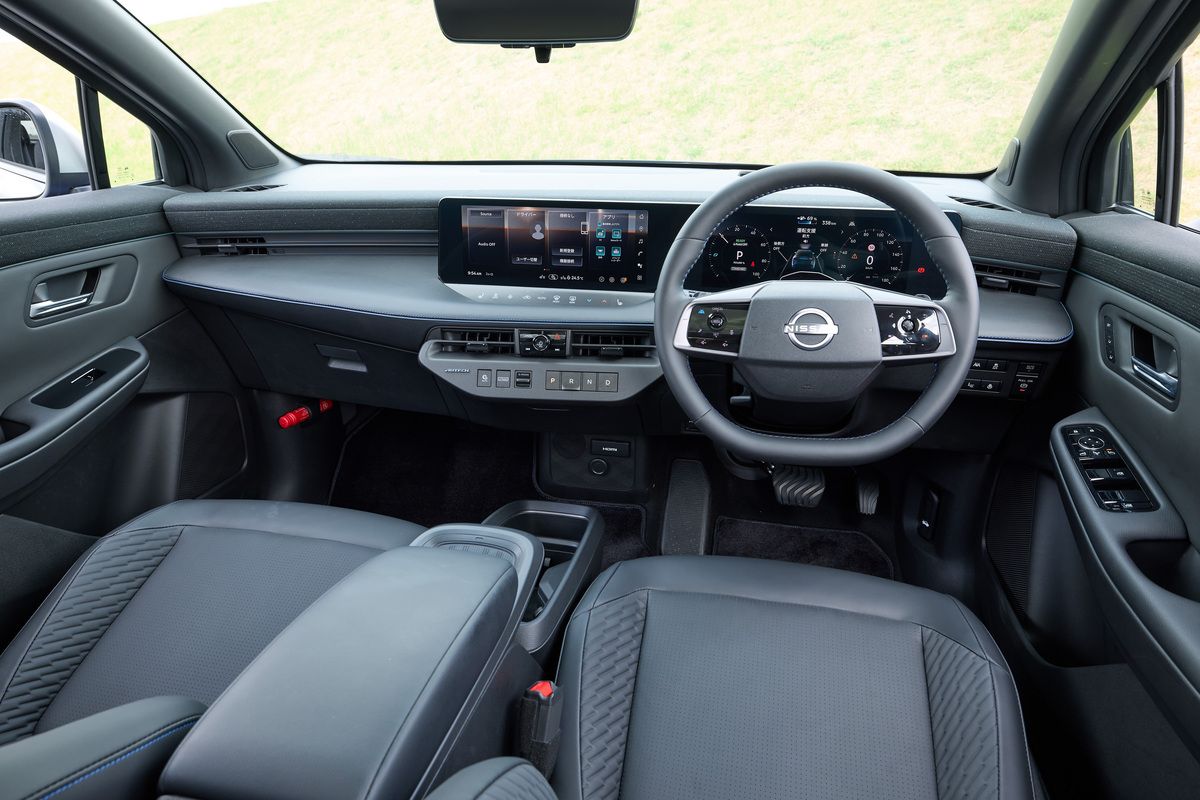 12.3インチの大型デュアルディスプレイが標準装備（nissan）