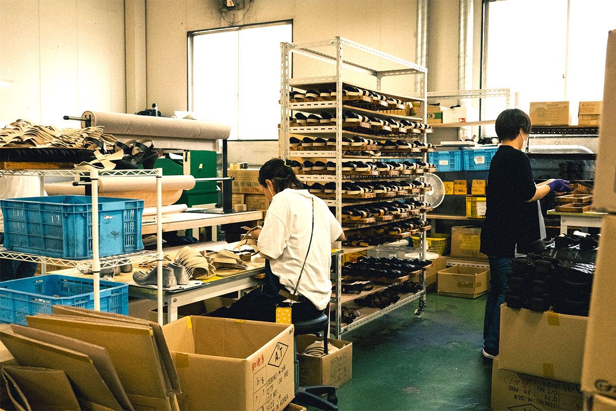 生野区内の靴製造の工場の様子　-リゲッタ-