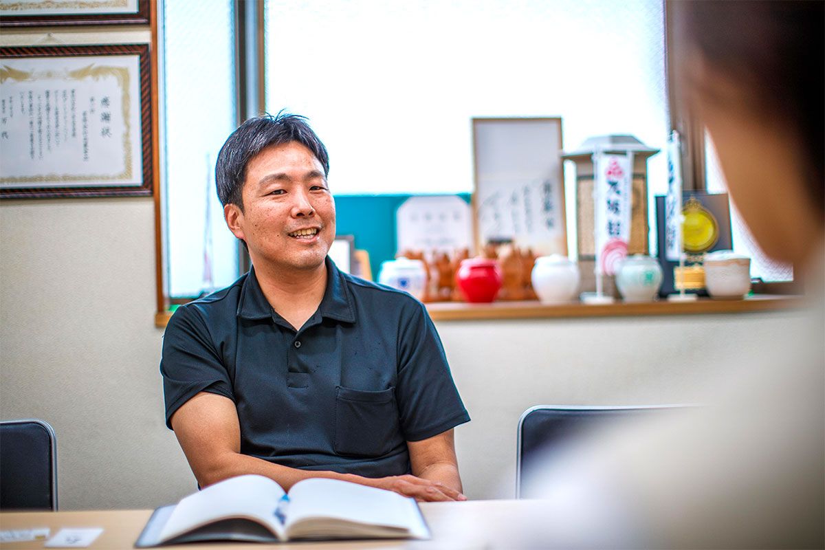 取材を受ける企業の様子　-高麗食品-