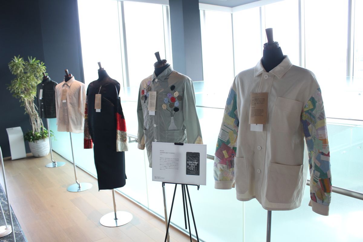 BCGのオフィスに展示された西尾美也氏の作品(出所:BCG Japan ウェブサイト「『日常をアートにする』生き方 東京藝大・西尾美也准教授に学ぶ」)