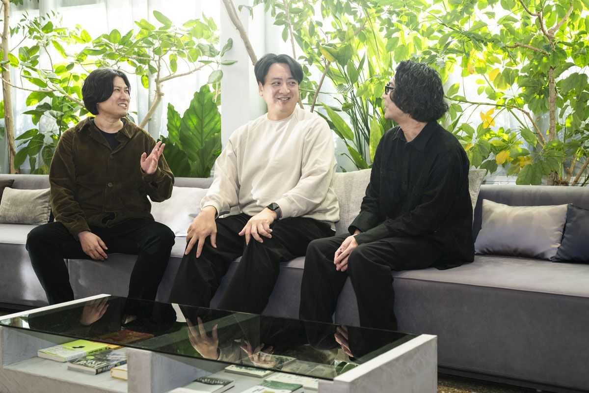 3人の座談会は、コクヨが展開する「働く・暮らす・学ぶ」の実験場であるTHE CAMPUSで行われた。 街に開かれた、“みんなのワーク＆ライフ開放区”だ。