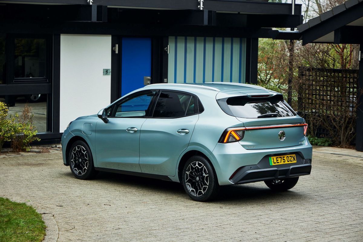 MG4 EVアーバン（MG MOTOR）