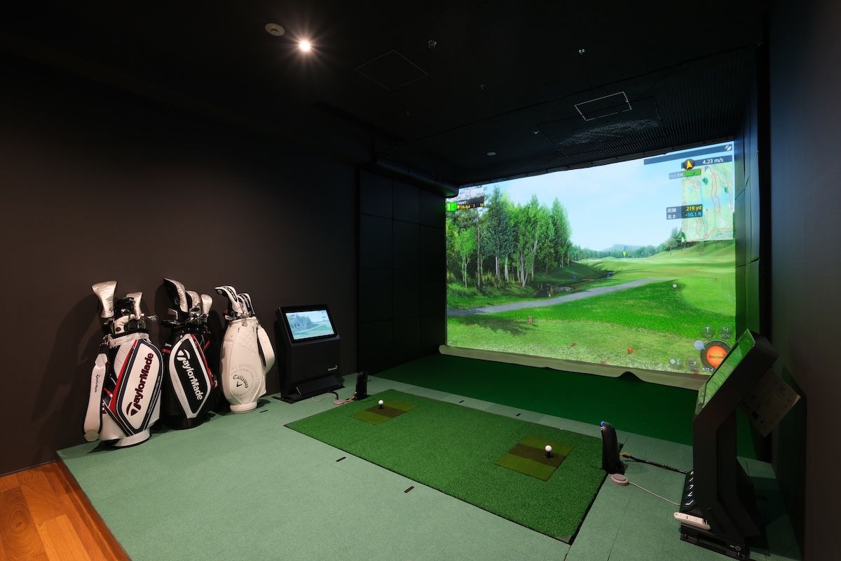 天神住友生命FJビジネスセンターでも人気のシミュレーションゴルフ