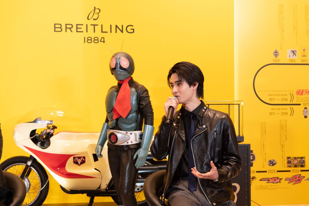 若い世代の感性で時計の魅力を語る藤岡真威人。幼少期は父から武道を叩き込まれ、「自分の力で生きるための備え」を教わった