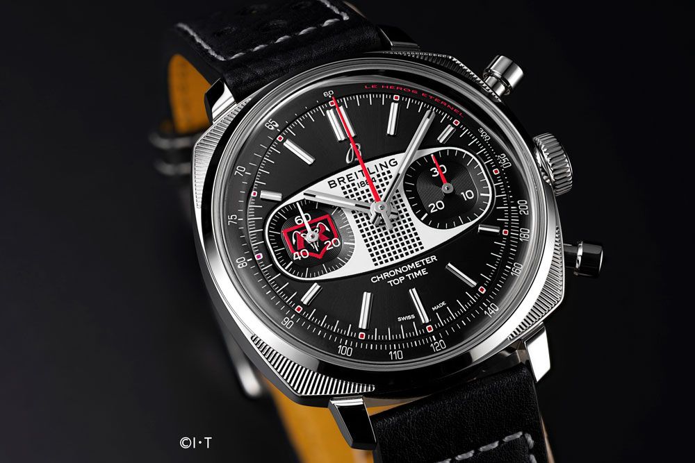 文字盤外周には「LE HEROS ETERNAL（永遠のヒーロー）」と記載。さりげない意匠により、日常に溶け込む1本に