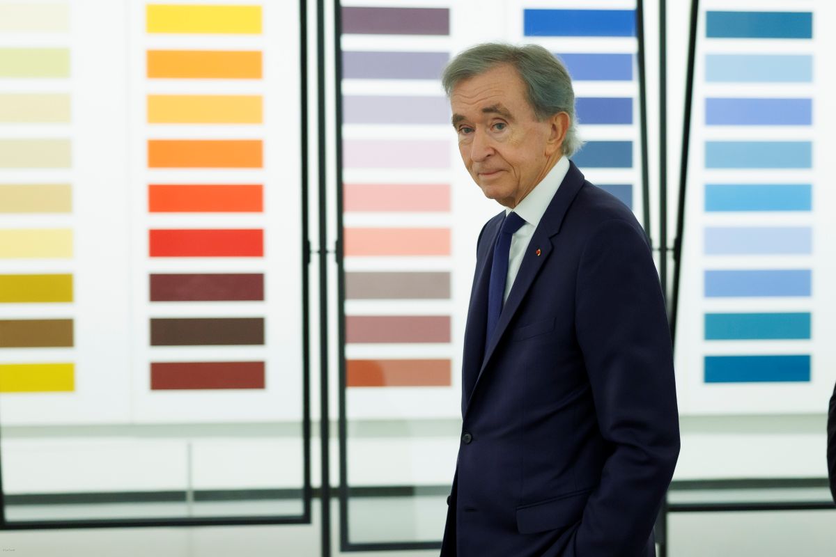 仏LVMHアルノー会長の資産、年初から8兆円近く減少 株価は26％下落