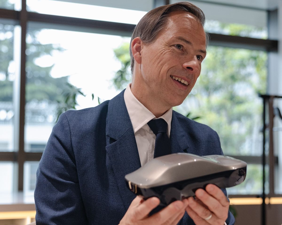 2トーンカラーの組み合わせは豊富で、選ぶことで自分だけの一台を作れる楽しさがある。取材の終盤、ワーミング氏はこちらに向かって「あなただったら何色にしますか」と問い返してきた。