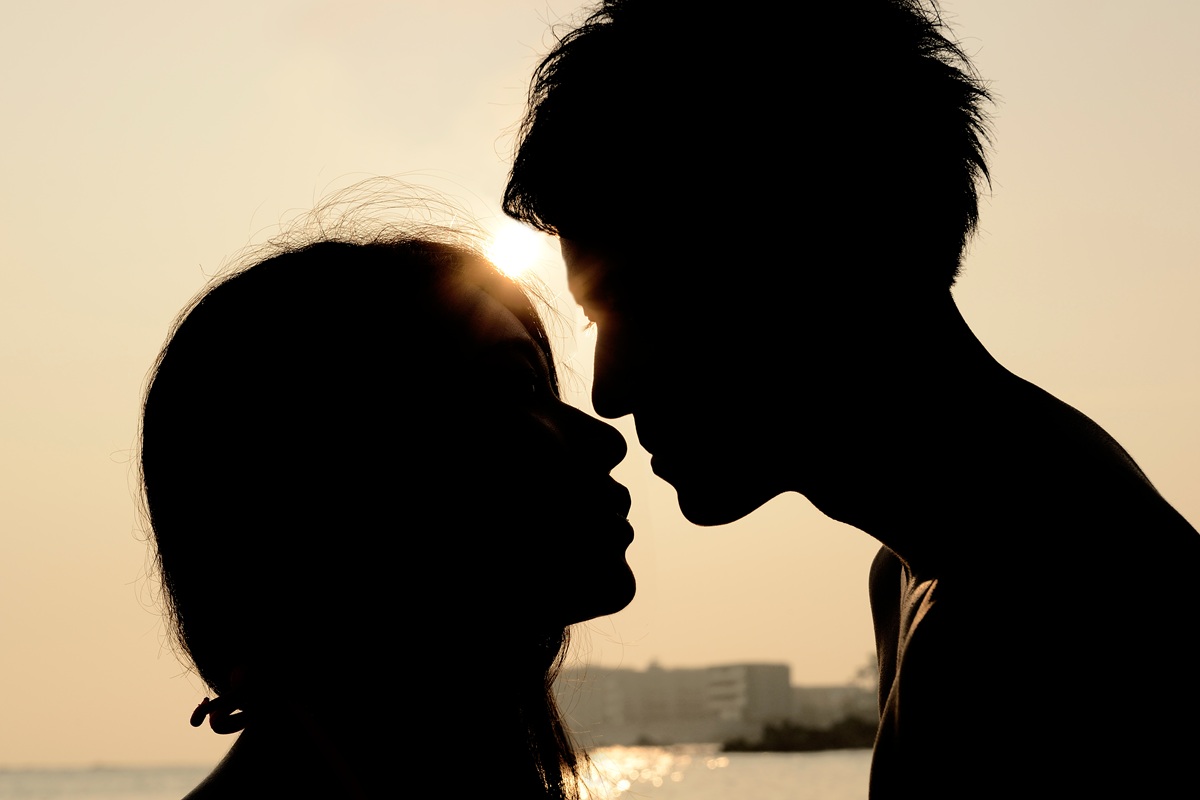 人がキスをする本当の理由　2100万年前の祖先から続く、進化生物学の物語 | Forbes JAPAN 公式サイト（フォーブス ジャパン）