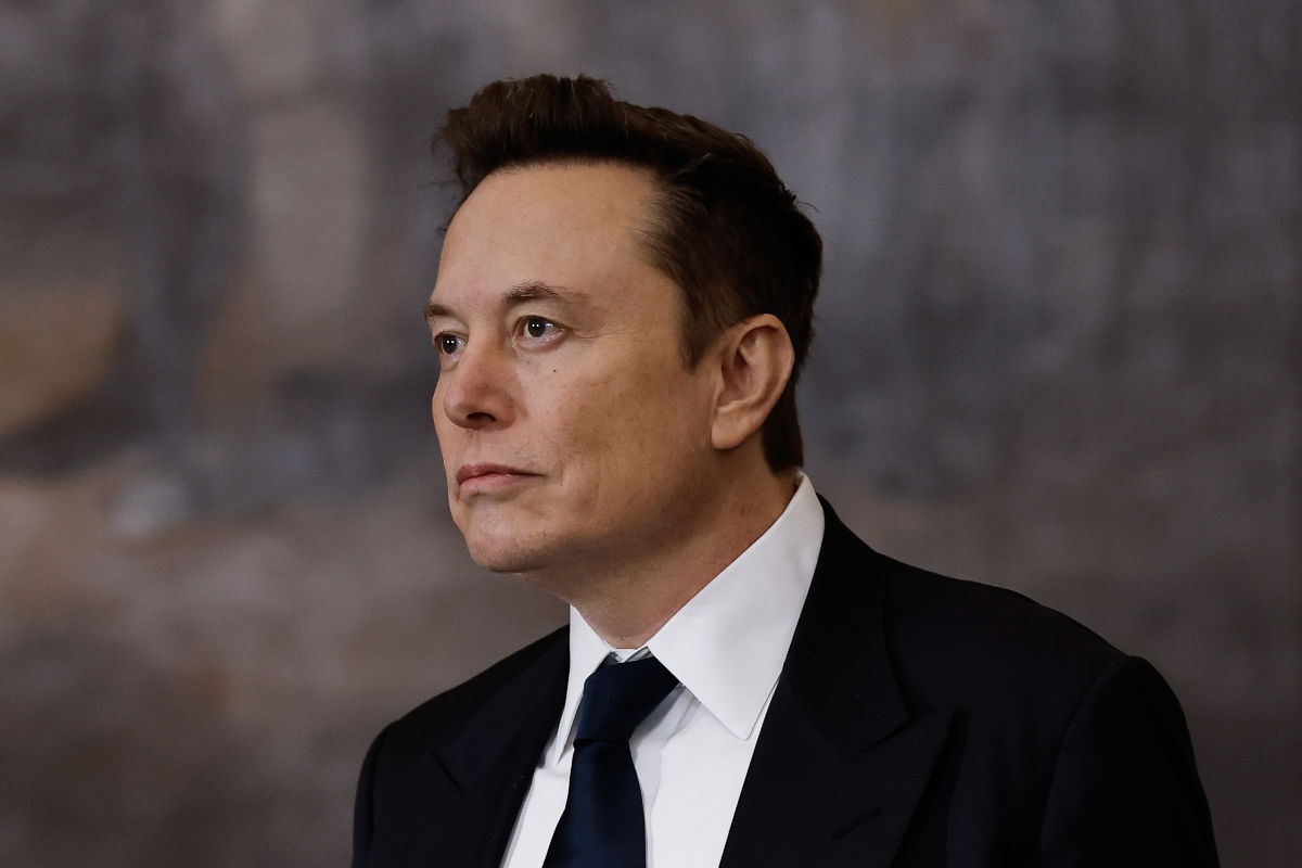 イーロン・マスク、資産1兆ドル・約160兆円突破で世界初の 